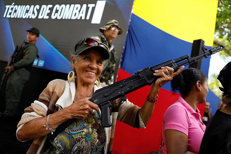 chum-anh-quan-doi-venezuela-huan-luyen-dan-thuong-04.jpg