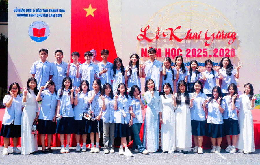 Học sinh Trường THPT chuyên Lam Sơn trong ngày Khai giải năm học mới. Ảnh: NTCC 802ab966-8b5c-4170-826a-1583296779d9.jpg