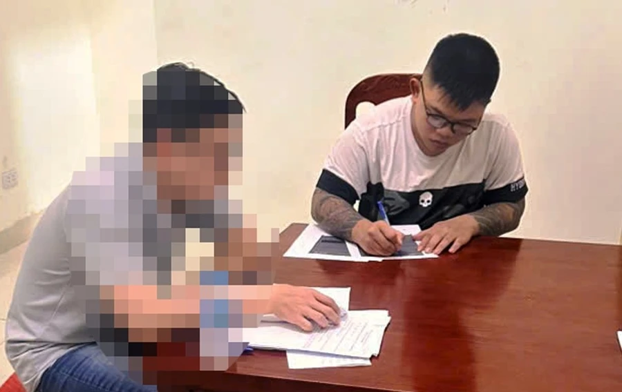 Nguyễn Tiến Đạt khai nhận tại cơ quan Công an. (Ảnh: Công an Thanh Hóa cung cấp)
