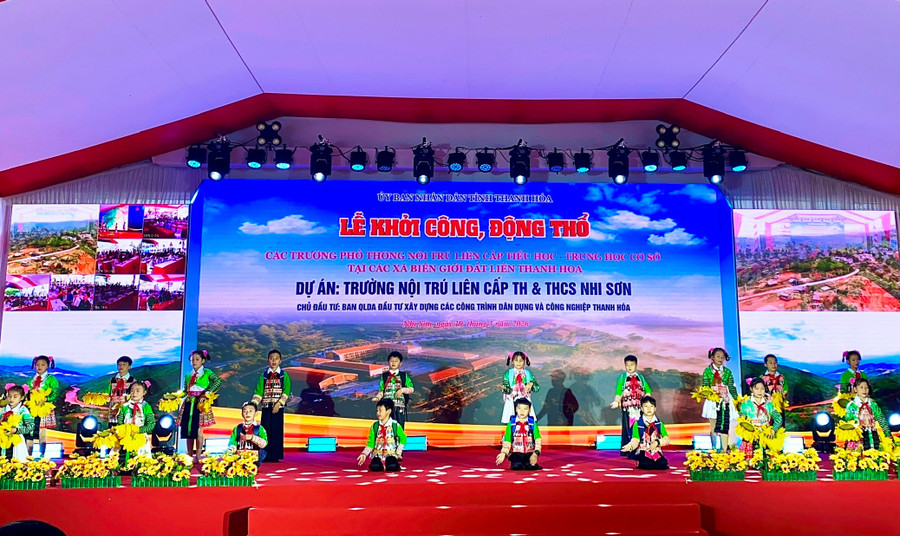 Lễ khởi công Trường nội trú liên cấp TH&THCS Nhi Sơn (Thanh Hóa).