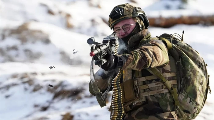 Binh sĩ Pháp trong một cuộc tập trận chung với NATO.