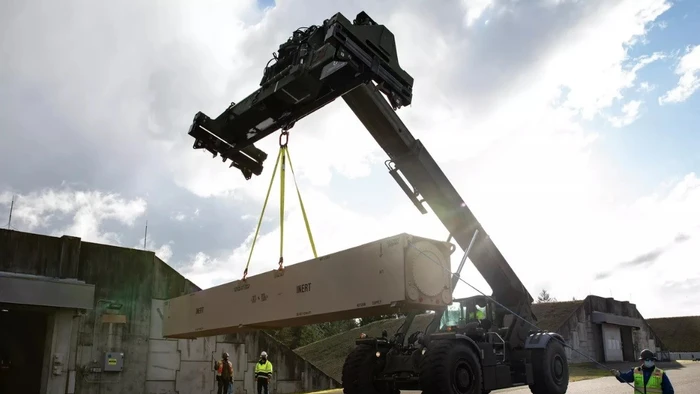 Nguyên mẫu đầu tiên của tên lửa siêu thanh tầm xa LRHW.