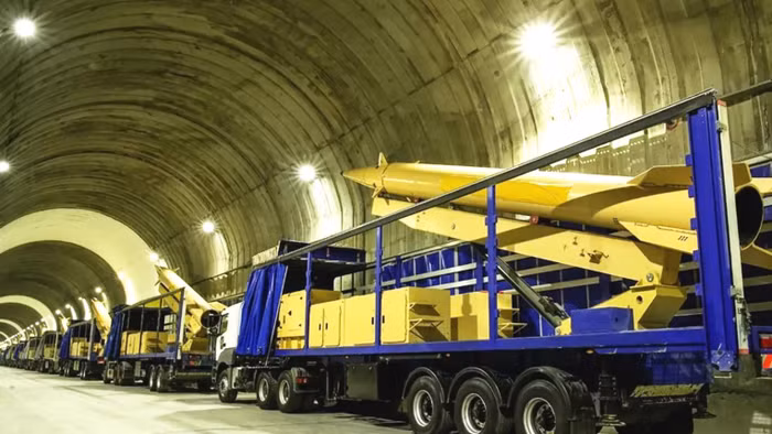 Căn cứ tên lửa ngầm của Iran.