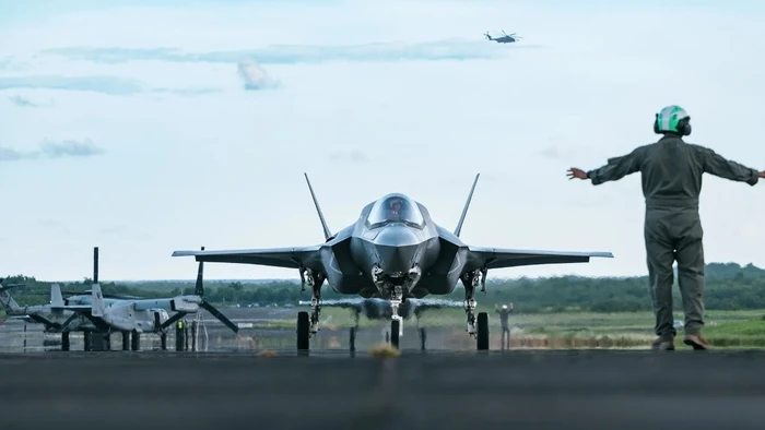 Mỹ triển khai tiêm kích F-35 tại Puerto Rico.
