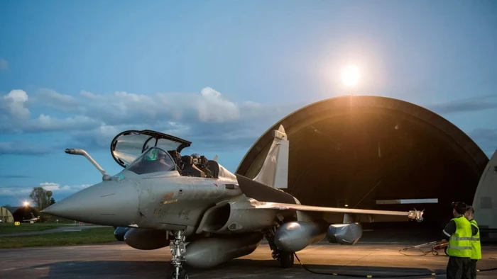 Tiêm kích Rafale của Pháp.