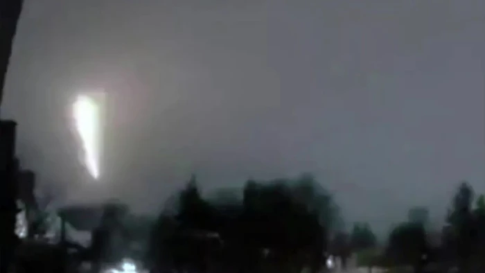 Khoảnh khắc Oreshnik tấn công mục tiêu tại Kiev.