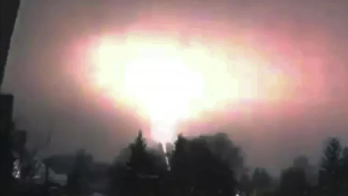 Khoảnh khắc tên lửa Oreshnik tấn công các mục tiêu trọng yếu của Ukraine. 