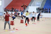 Các vận động viên thi đấu môn bắn nỏ. Ảnh: Sở VH,TT&DL tỉnh Quảng Ngãi.