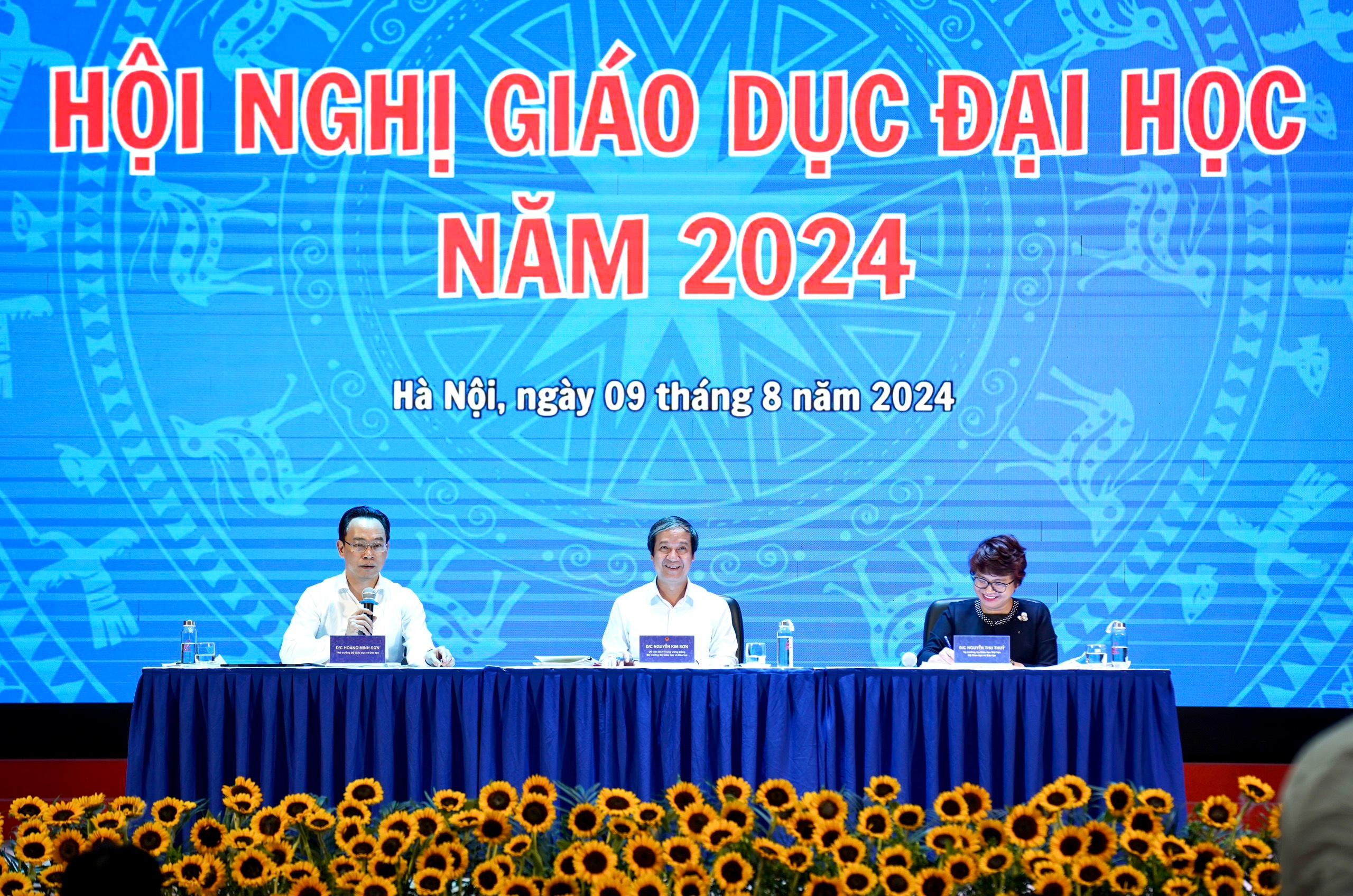 hoi nghi gd dh.jpg