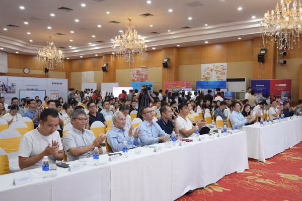 Tái cấu trúc giáo dục và nhân lực Việt Nam trong kỷ nguyên AI
