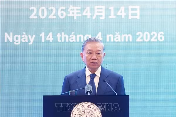 Tổng Bí thư, Chủ tịch nước Tô Lâm phát biểu chính sách tại Đại học Thanh Hoa. Ảnh: Thống Nhất/TTXVN