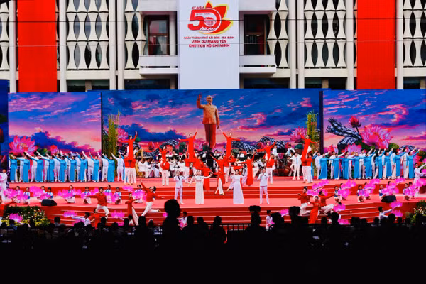 Lễ kỷ niệm 50 năm Ngày Thành phố Sài Gòn - Gia Định vinh dự mang tên Chủ tịch Hồ Chí Minh (2/7/1976 - 2/7/2026).