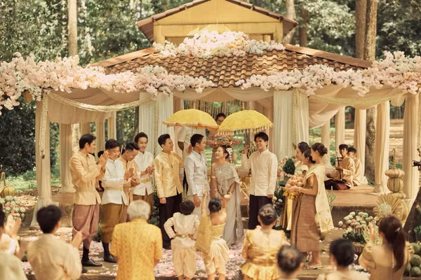 'Thiên đường với người thương' của Phương Mỹ Chi gây 'sốt' văn hóa Khmer Nam Bộ