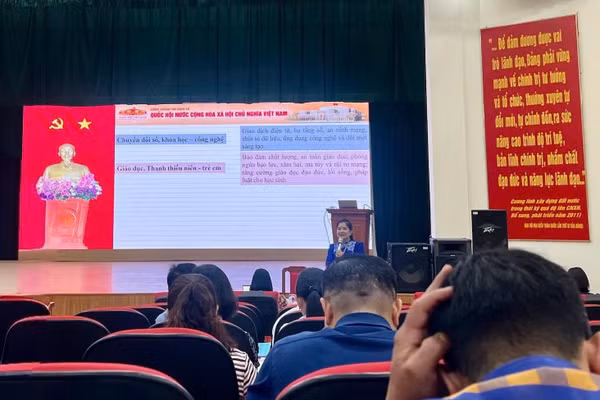 Một buổi tuyên truyền, phổ biến, giáo dục pháp luật cho đồng bào dân tộc thiểu số và miền núi ở Phú Thọ.