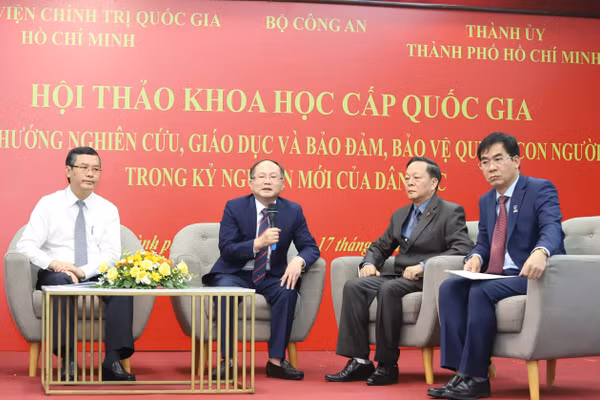 Hội thảo khoa học cấp quốc gia "Định hướng nghiên cứu, giáo dục và bảo đảm, bảo vệ quyền con người trong kỷ nguyên mới của dân tộc". Ảnh: Ngô Tùng. 