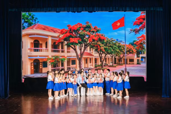 Thiếu nhi TPHCM hân hoan tại lễ trao giải. Ảnh: Thành Đoàn TPHCM. 