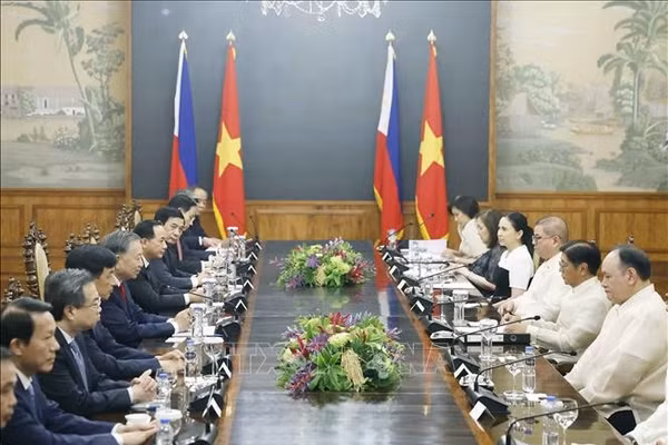 Tổng Bí thư, Chủ tịch nước Tô Lâm và Tổng thống Philippines Ferdinand Romualdez Marcos Jr. hội đàm cấp Nhà nước. Ảnh: Thống Nhất/TTXVN