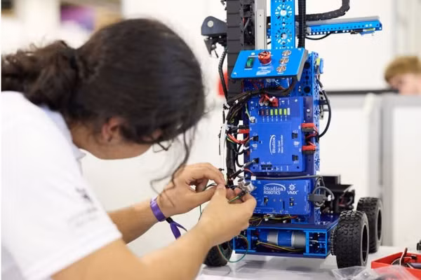 Jamaica tổ chức trại huấn luyện công nghệ trước thềm WorldSkills Shanghai 2026