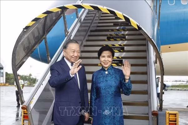Tổng Bí thư, Chủ tịch nước Tô Lâm và Phu nhân rời thủ đô Manila, kết thúc tốt đẹp chuyến thăm cấp Nhà nước tới Philippines. Ảnh: Thống Nhất/TTXVN