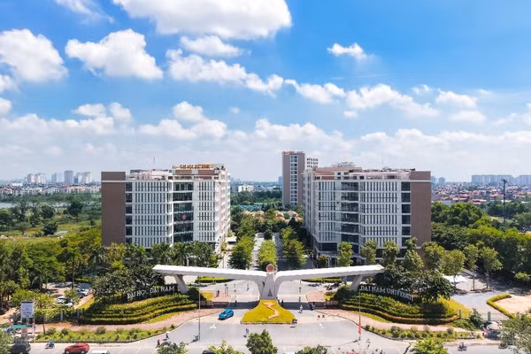 Gần 2 thâp kỷ đồng hành cùng người học, DNU là điểm đến của gần 45.000 sinh viên.