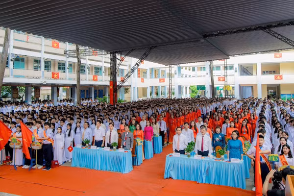 Toàn cảnh buổi lễ khai giảng. Ảnh: NTCC.