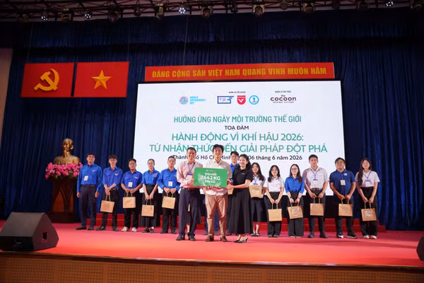 7.642 ký pin cũ được thu hồi trong chiến dịch "Bảo vệ Trái Đất Xanh 2026". Ảnh: HCMUE. 