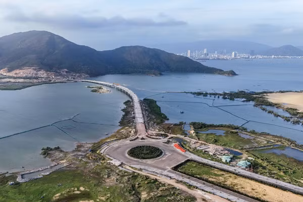 Cầu Hải Giang chính thức hợp long.