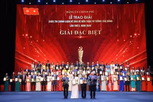 Nghị quyết của Bộ Chính trị về Chiến lược công tác tư tưởng trong bối cảnh mới