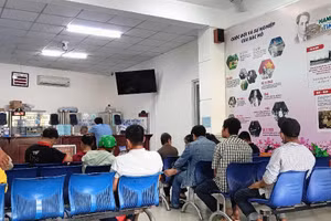 Cán bộ bị kỷ luật, năng lực yếu kém tại TPHCM sẽ được khuyến khích "tự nguyện từ chức".
