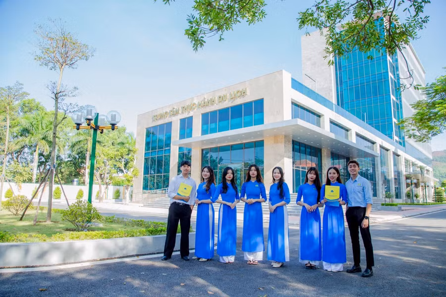 Trường đại học đầu tiên của miền Bắc công bố điểm chuẩn