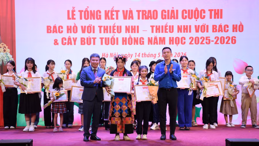 caybuttuoihongjpg5.jpg