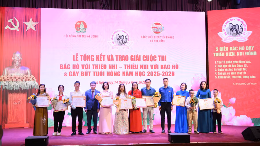 caybuttuoihongjpg4.jpg