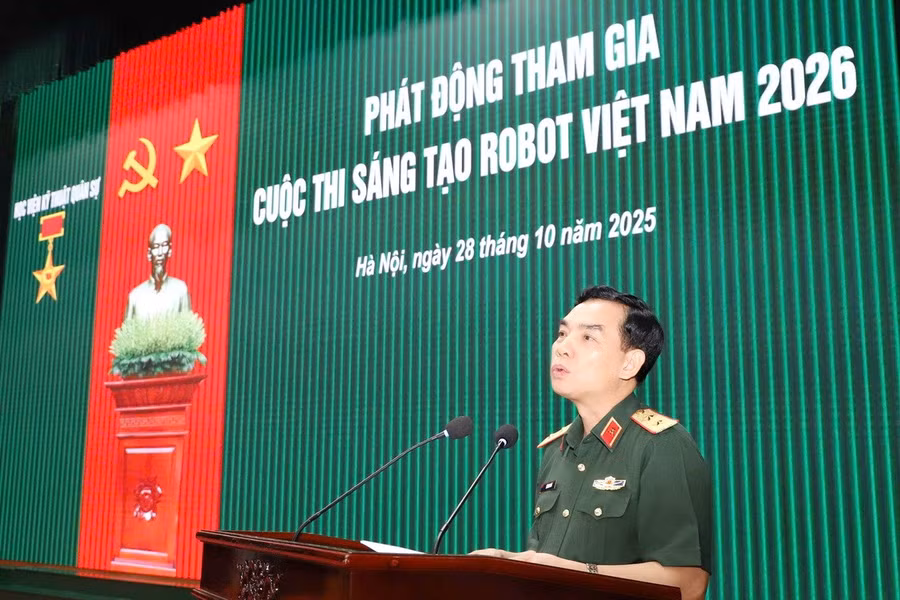 roboconjpg2.jpg