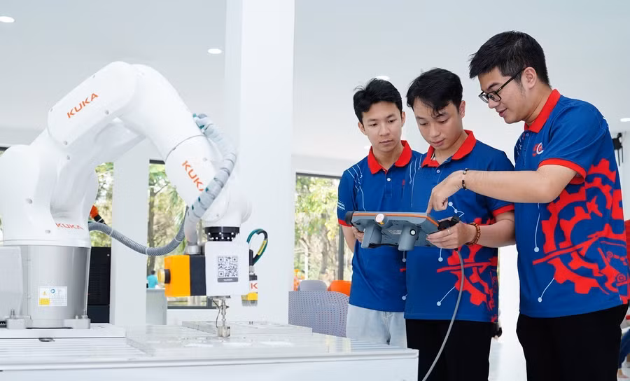 Sinh viên Trường Đại học Bách khoa (Đại học Đà Nẵng). 