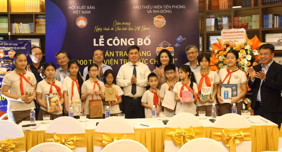 ngaysachvavanhoadoc-3.jpg