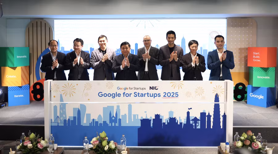 Công bố chương trình năm 2025.