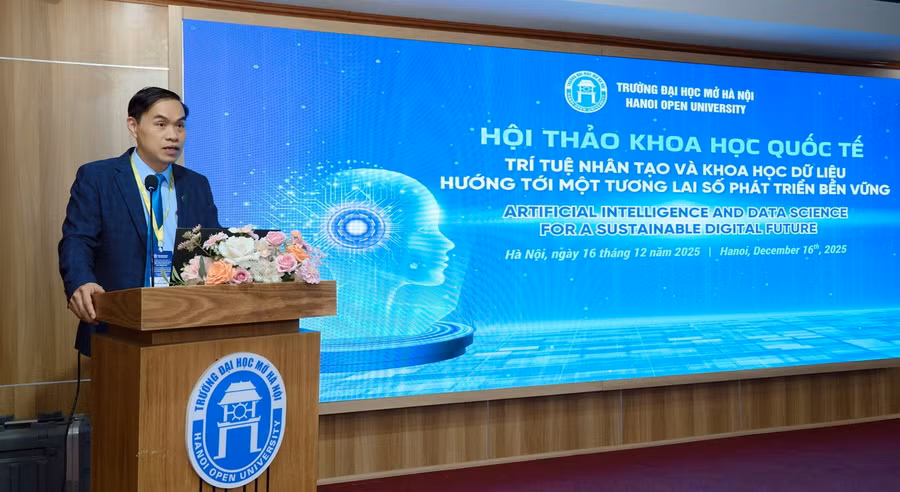 1-pgsts-duong-thang-long-bi-thu-dang-uy-pho-hieu-truong.jpg