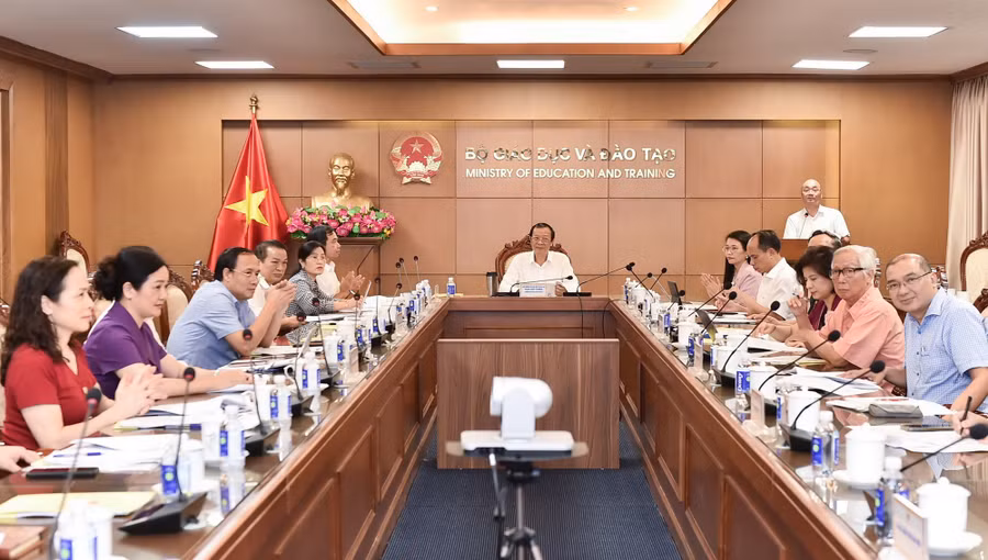 Toàn cảnh phiên họp.