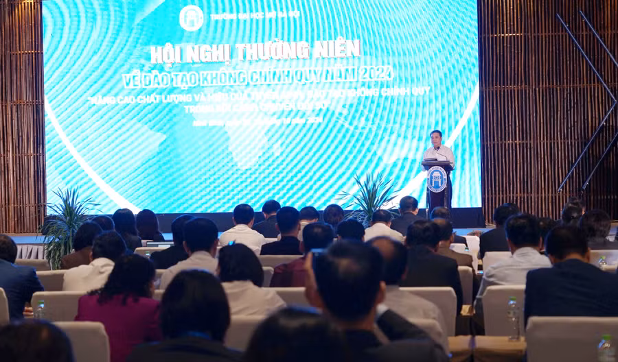 Toàn cảnh hội nghị.