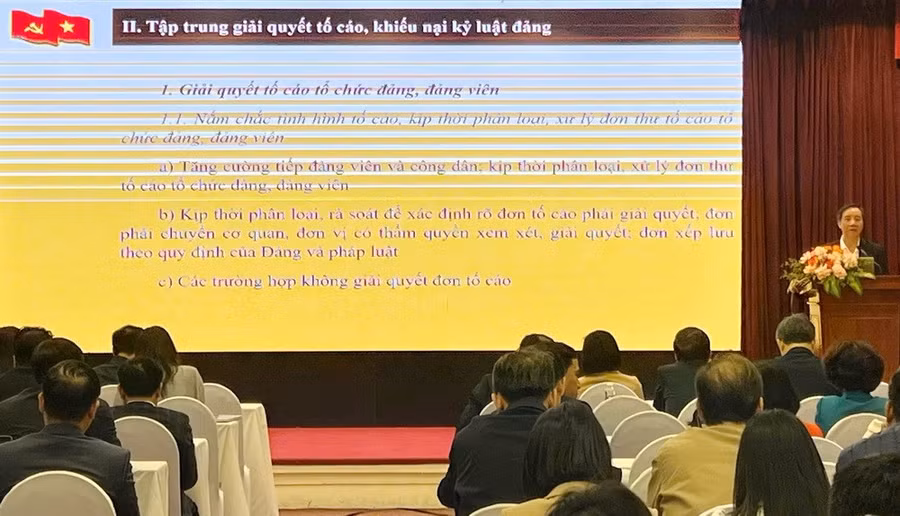 daihoidangjpg1.jpg