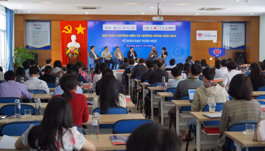 Toàn cảnh hội thảo.