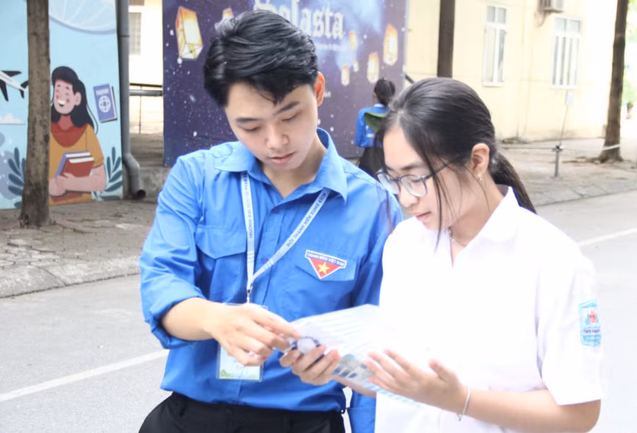 Thí sinh tham dự Kỳ thi đánh giá năng lực năm 2025 do Trường ĐH Sư phạm Hà Nội tổ chức.