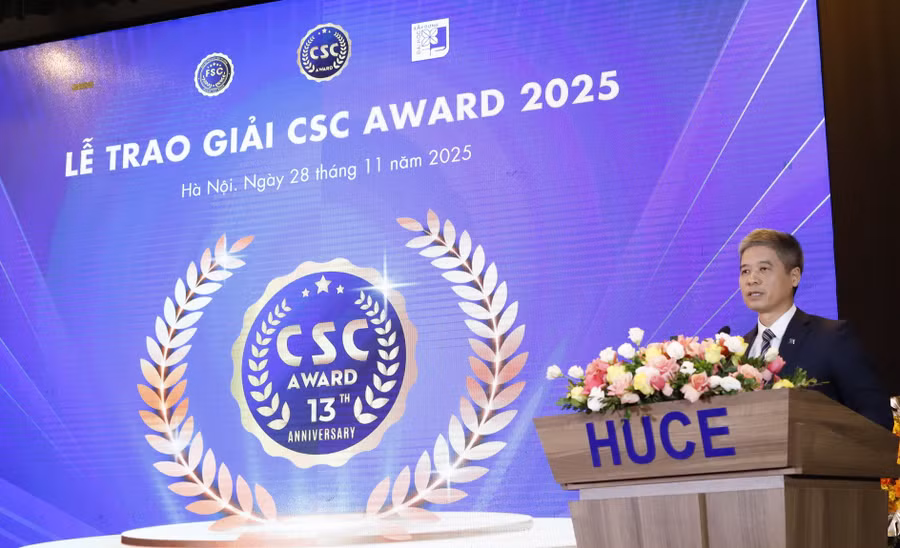 award-3.jpg