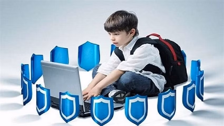 Sự phát triển của mạng xã hội đặt ra nhiều thách thức mới với công tác bảo vệ trẻ em. Ảnh minh họa/internet.