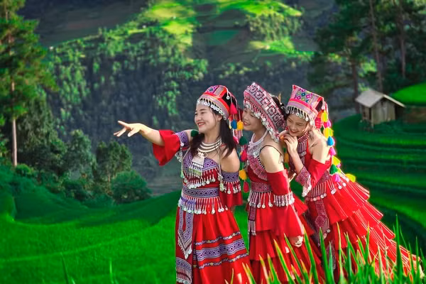 Dạy tiếng dân tộc thiểu số