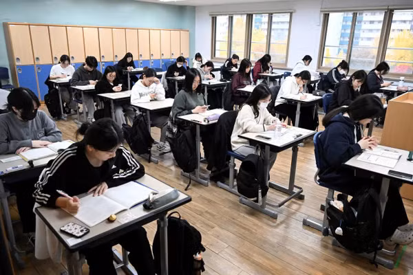 Học sinh sử dụng ChatGPT trong học tập.