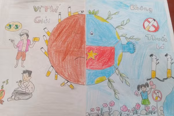 Học sinh vẽ tranh về những hệ lụy của thuốc lá.