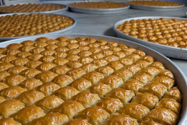 Baklava, món ngọt ngon nhất ẩm thực Thổ Nhĩ Kỳ. Ảnh: Bbc.com.