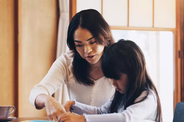 Một kỳ nghỉ kéo dài mà không có bất kỳ hoạt động nào đôi khi cũng khiến trẻ mất nhịp sinh hoạt.