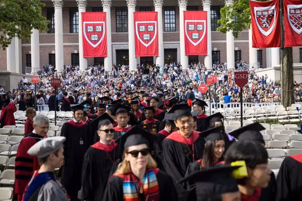Đề xuất hạn chế điểm A gây tranh cãi tại Đại học Harvard.